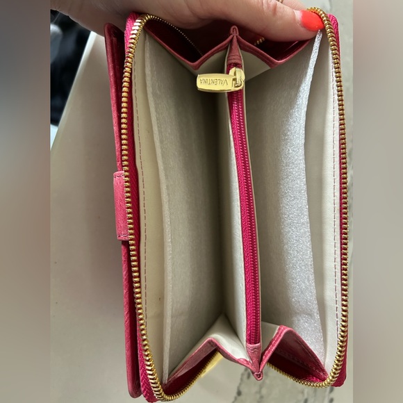 VALENTINA WALLET with gold hardware ~ brand new without tags 🌺w/OG cards & pads - Picture 7 of 9
